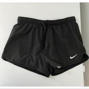 Nike Dri-Fit Lined Sport Shorts small
